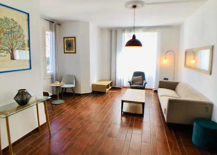 Les Acacias - 2 Bedrooms 70 Sqm Apartment
